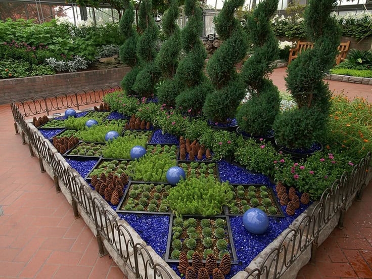 15 Extraordinary Ideas For Landscaping The Garden With Glass Mulch 15 Extraordinary Ideas For Landscaping The Garden With Glass Mulch