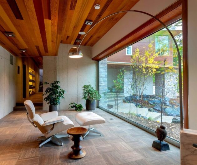 M-22 House by Michael Fitzhugh in Michigan, USA