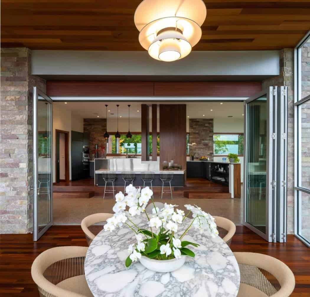 M-22 House by Michael Fitzhugh in Michigan, USA M-22 House by Michael Fitzhugh in Michigan, USA