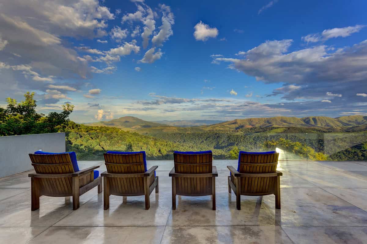 Nova Lima House by Denise Macedo Arquitetos Associados in Brazil Nova Lima House by Denise Macedo Arquitetos Associados in Brazil