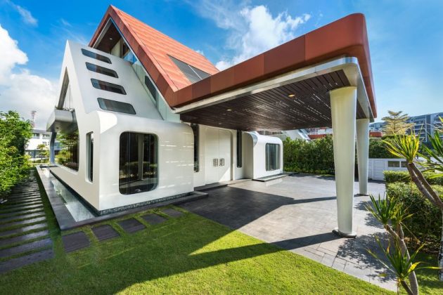 Villa Mistral by Mercurio Design Lab on the Island of Sentosa in Singapore