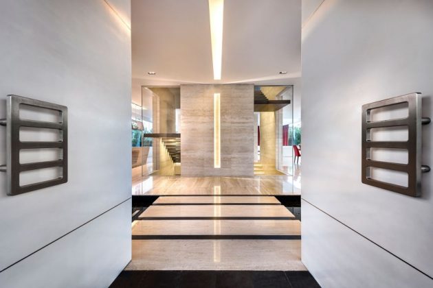 Villa Mistral by Mercurio Design Lab on the Island of Sentosa in Singapore