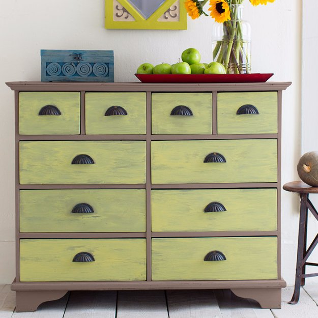 15 Outstanding Ideas To Refresh The Home With Re-Painted Furniture