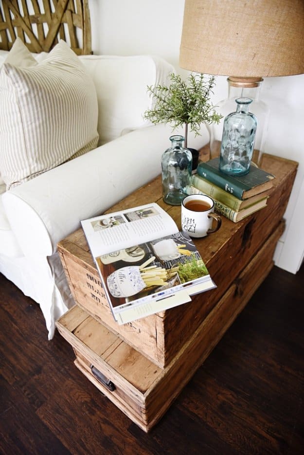 15 Clever DIY End Table Ideas That Anyone Can Craft