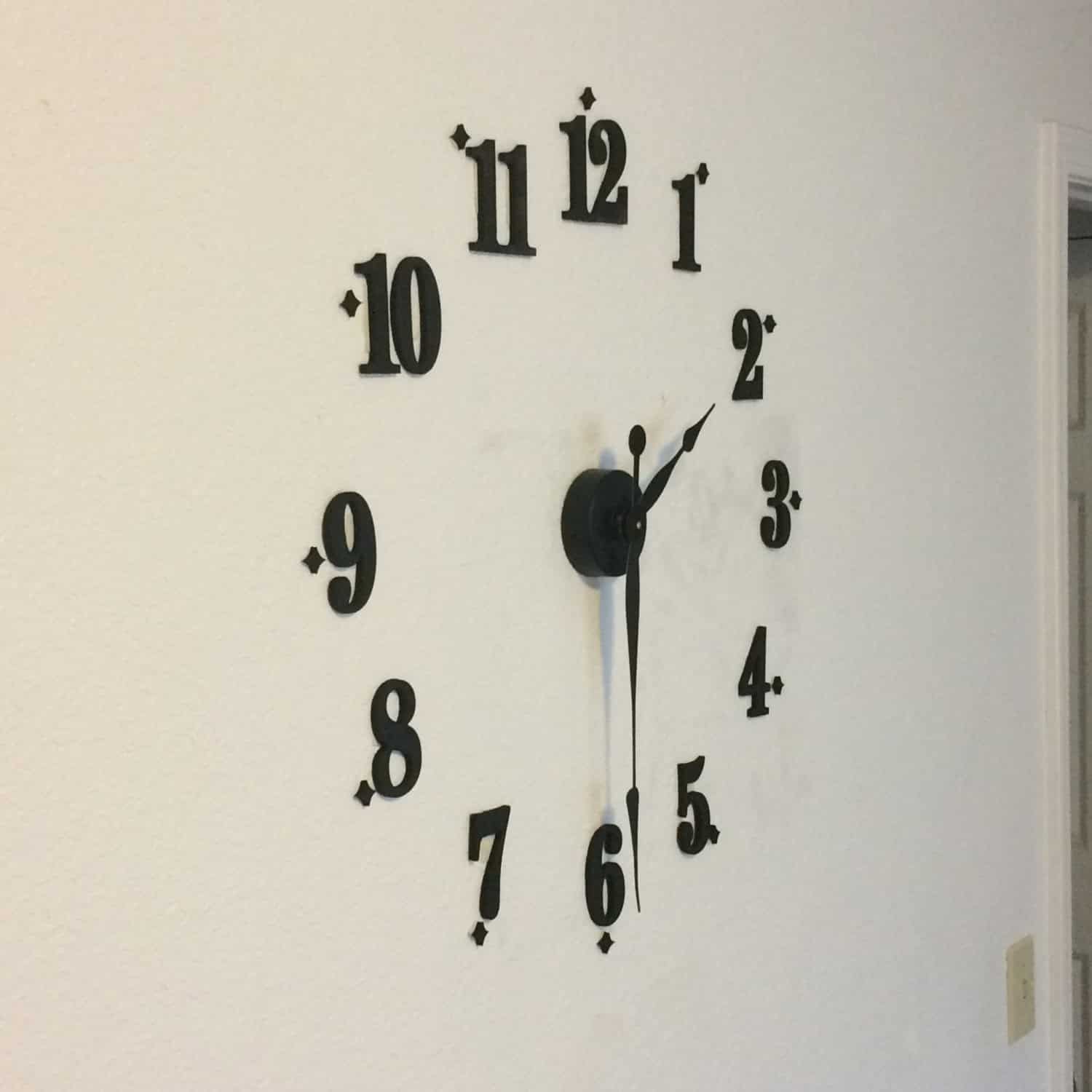 15 Creative Handmade Wall Clock Designs You Will Want To DIY