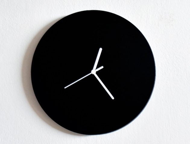 15 Creative Handmade Wall Clock Designs You Will Want To DIY