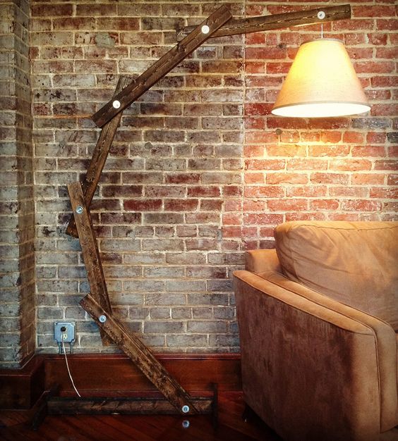 17 Delightful Wooden Floor Lamp Designs That Will Catch Your Eye