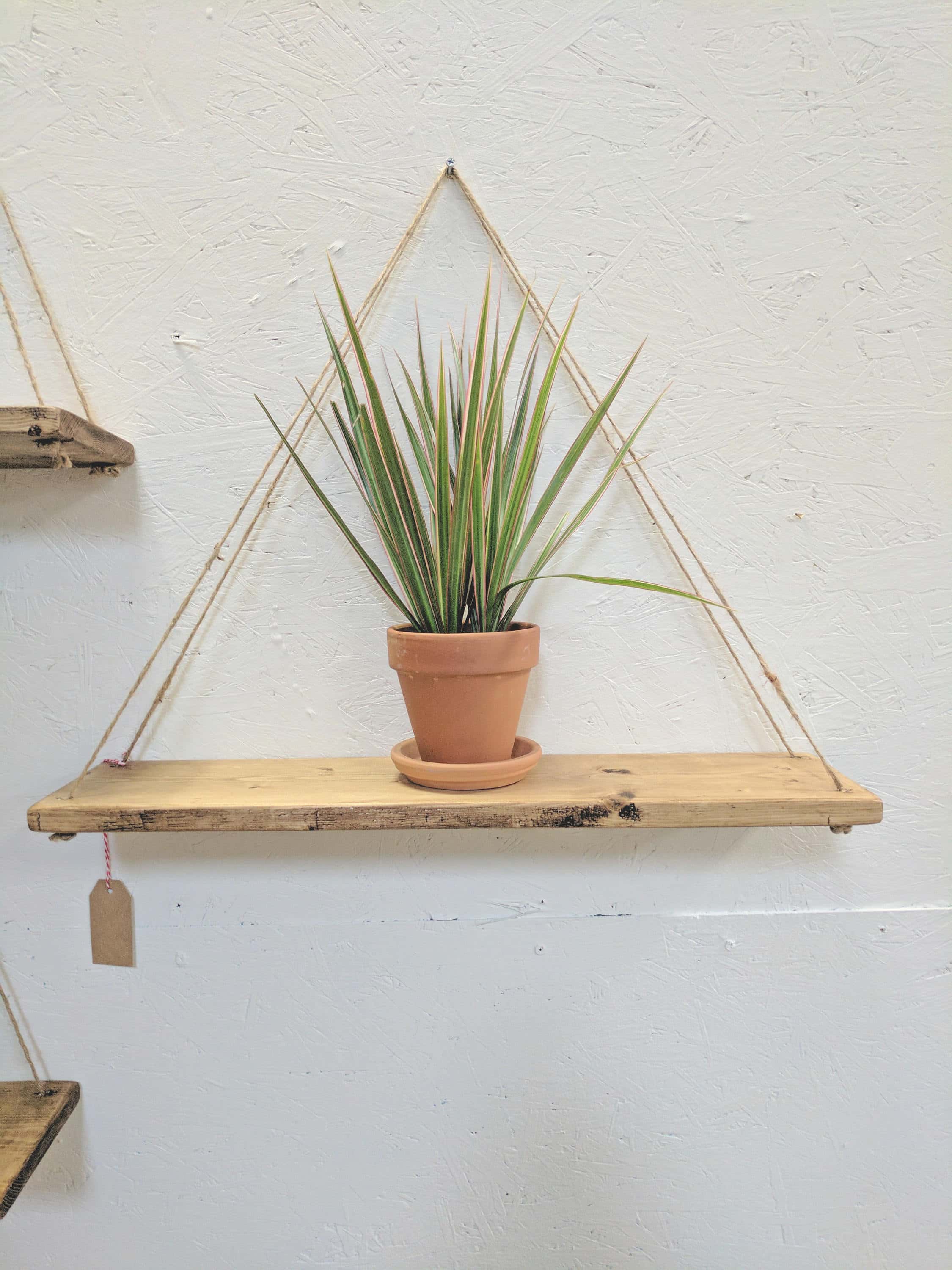 1. Hanging Shelf 1. Hanging Shelf