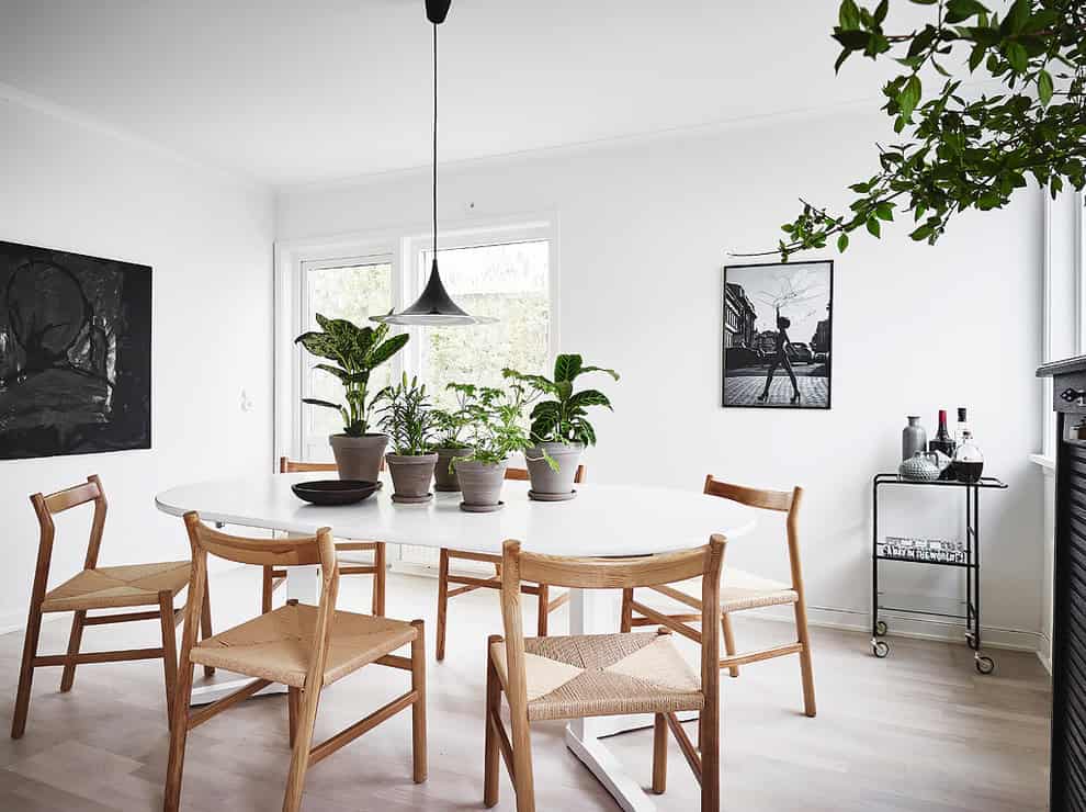 scandinavian farmhouse dining room