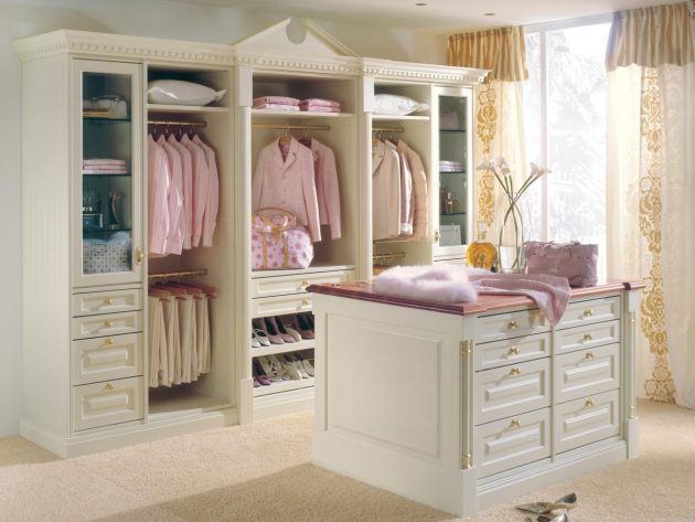 17 Chic Custom Made Closets To Match Your Needs & Desires