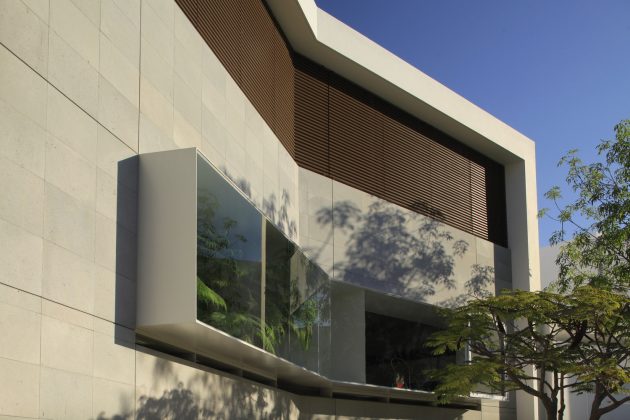 Casa Cuatro by Hernández Silva Arquitectos in Zapopan, Mexico