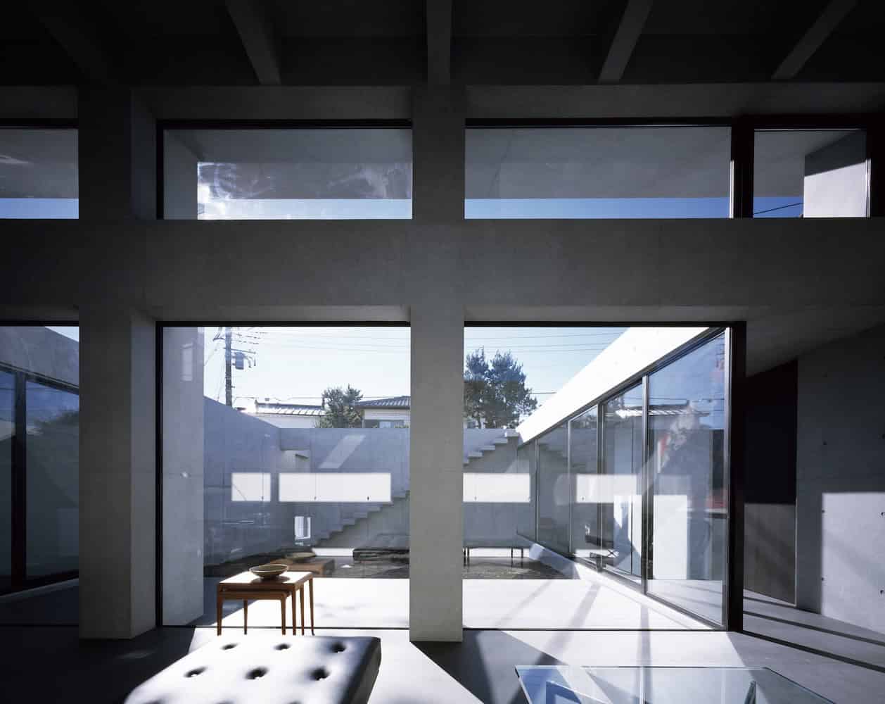 Grid House by APOLLO Architects & Associates: A Monochrome Sanctuary for Art in Tokyo Grid House by APOLLO Architects & Associates: A Monochrome Sanctuary for Art in Tokyo
