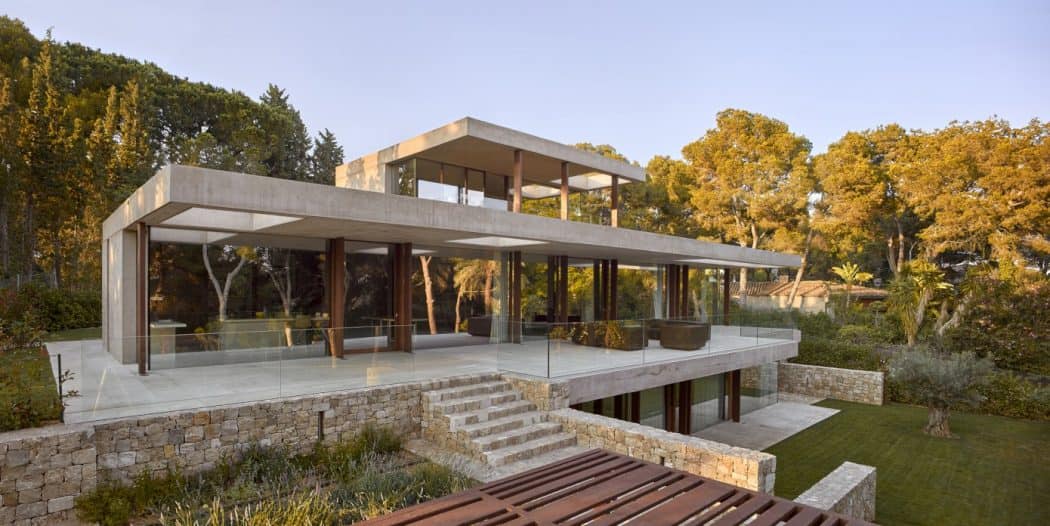 Home in the Pine Forest by Ramon Esteve Estudio in Valencia, Spain Home in the Pine Forest by Ramon Esteve Estudio in Valencia, Spain