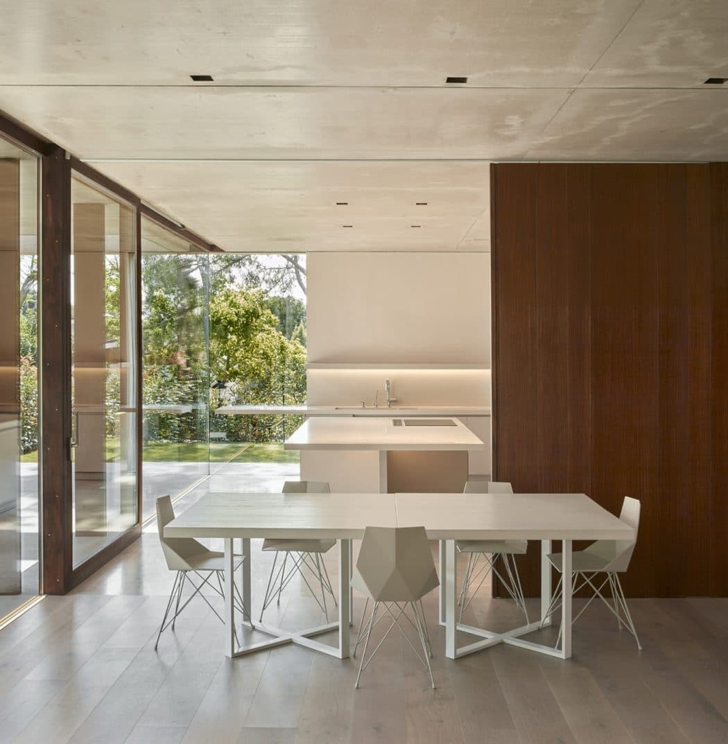 Home in the Pine Forest by Ramon Esteve Estudio in Valencia, Spain Home in the Pine Forest by Ramon Esteve Estudio in Valencia, Spain