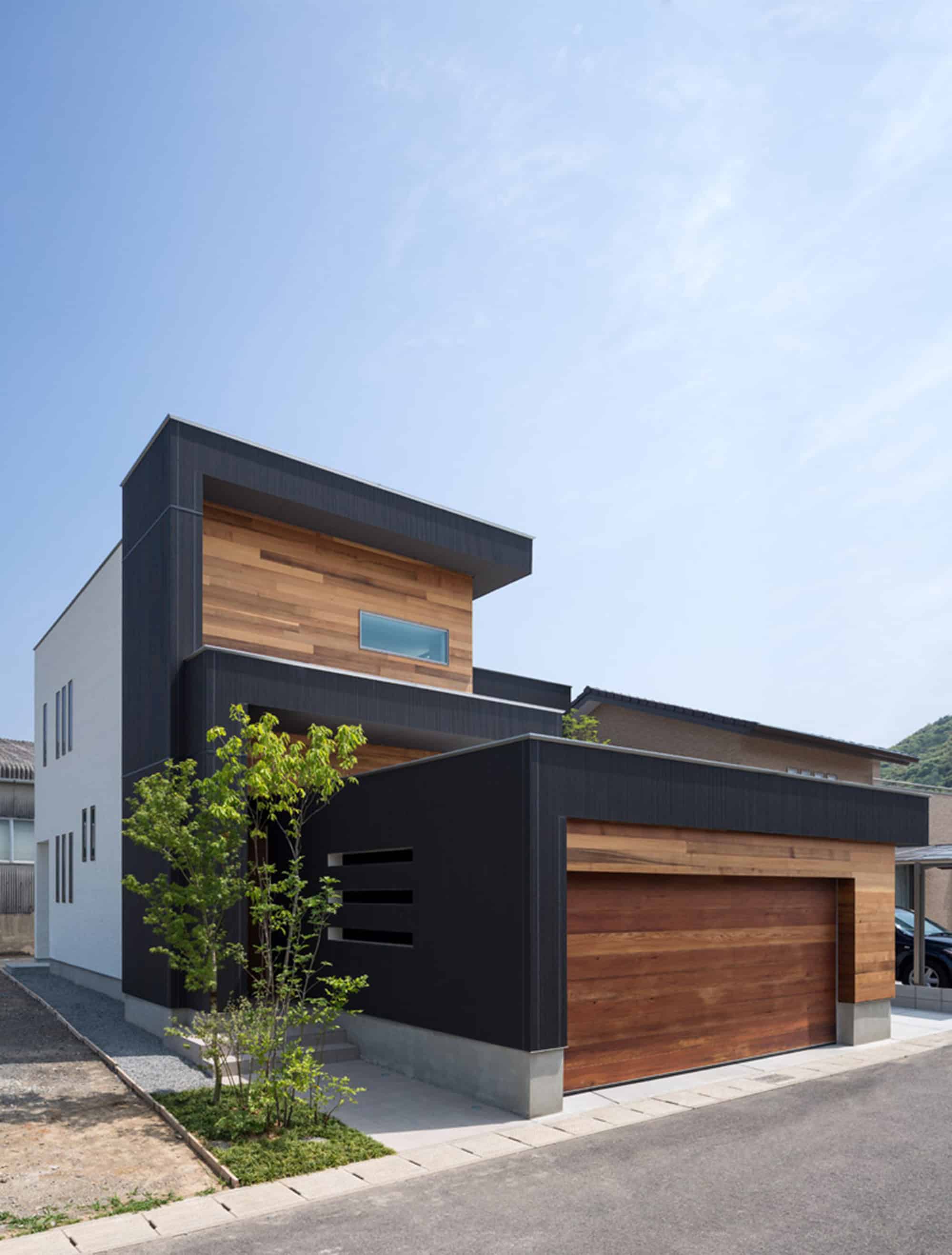 M4 House by Architect Show in Nagasaki, Japan M4 House by Architect Show in Nagasaki, Japan