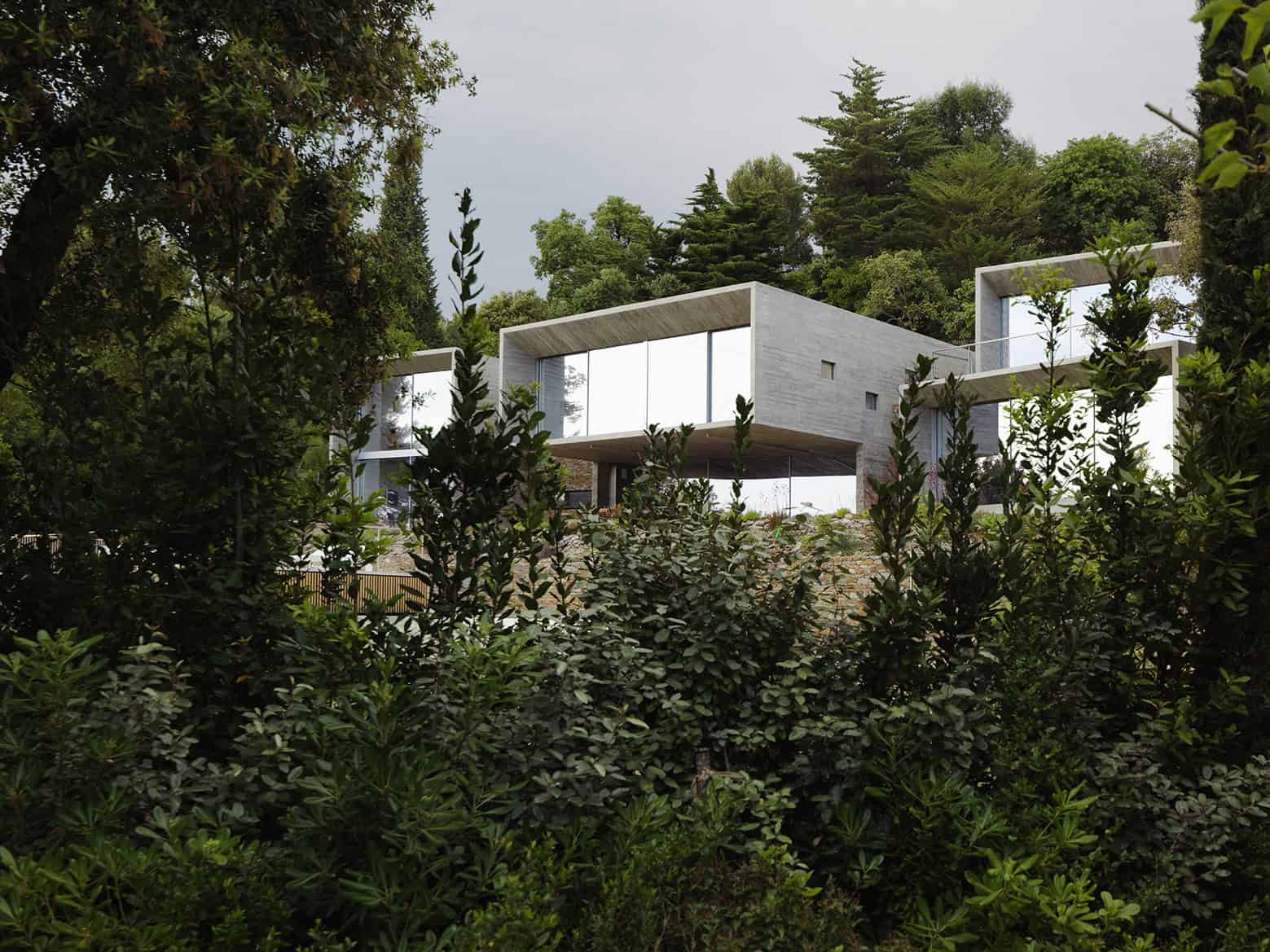 Maison Le Cap by Pascal Grasso Architectures in Var, France Maison Le Cap by Pascal Grasso Architectures in Var, France