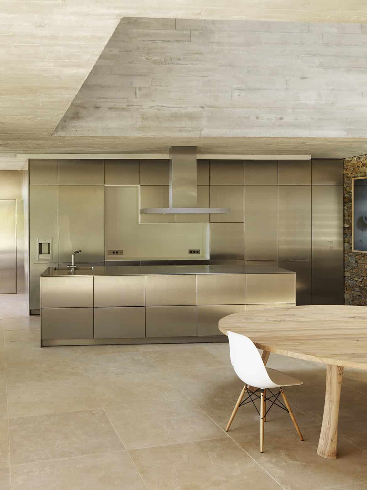 Maison Le Cap by Pascal Grasso Architectures in Var, France Maison Le Cap by Pascal Grasso Architectures in Var, France