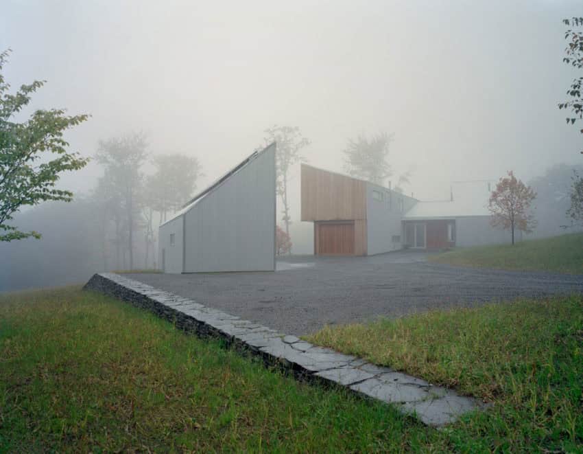 Putney Mountain House by Kyu Sung Woo Architects in Putney, Vermont Putney Mountain House by Kyu Sung Woo Architects in Putney, Vermont