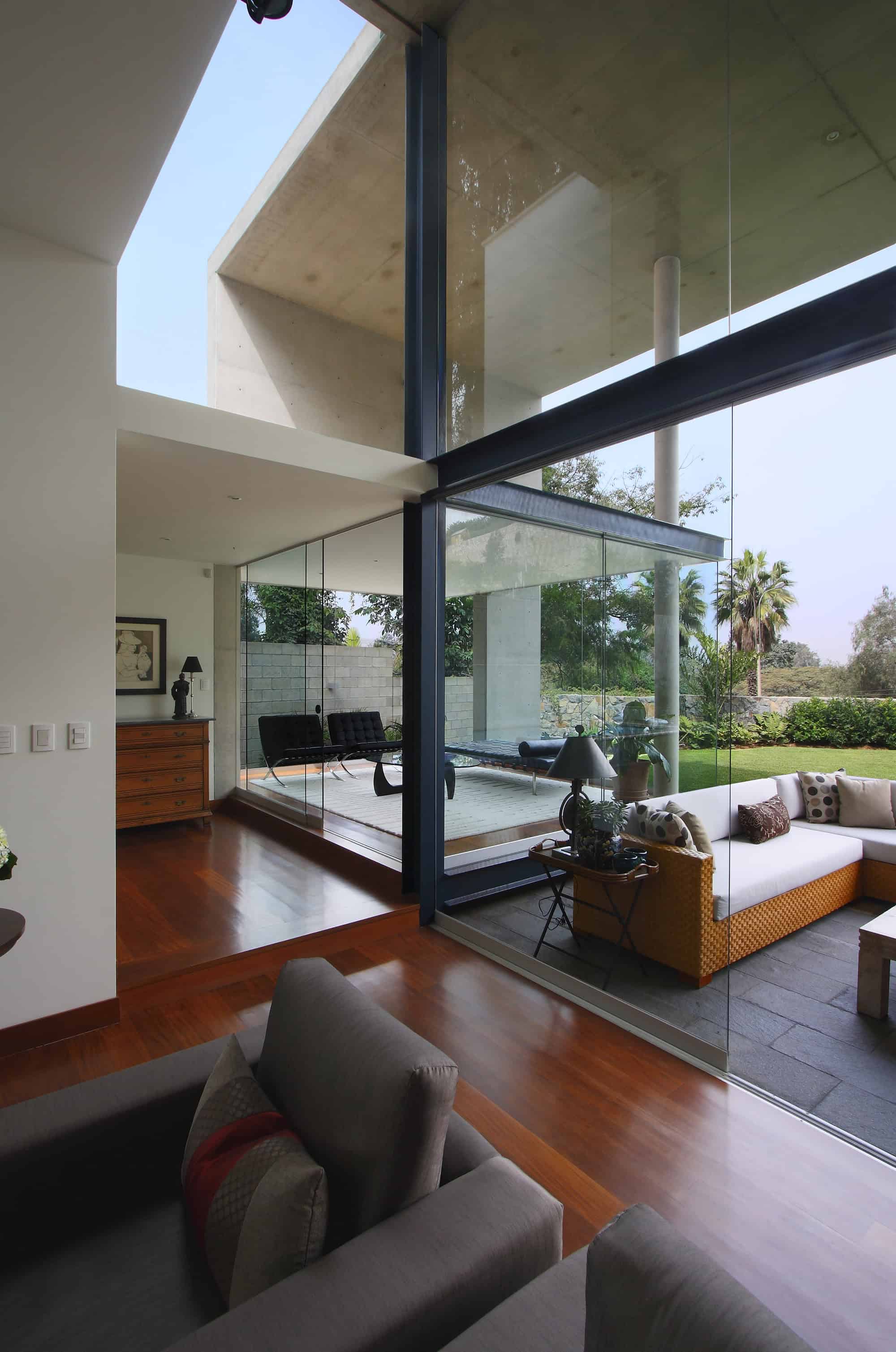 S House by Domenack Arquitectos in Lima, Peru S House by Domenack Arquitectos in Lima, Peru