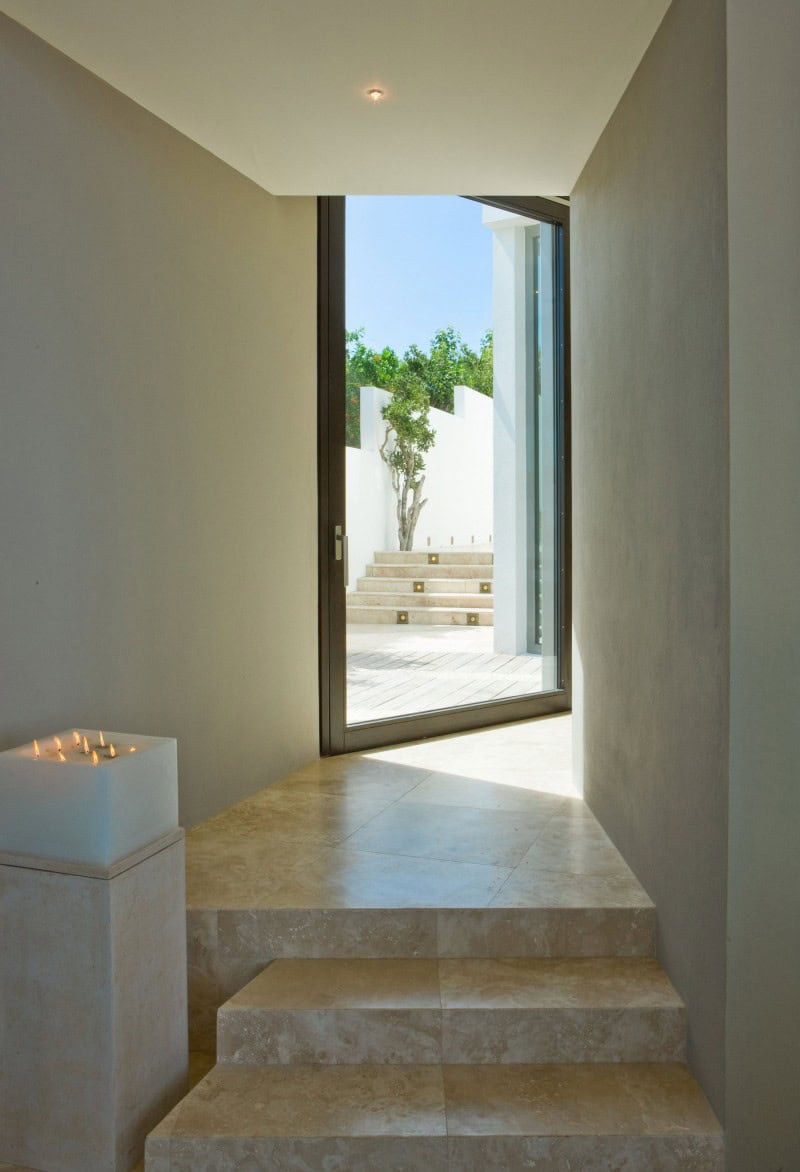 Villa Kishti by Frank Alfred Hamilton and Cecconi Simone Inc. in Anguilla Villa Kishti by Frank Alfred Hamilton and Cecconi Simone Inc. in Anguilla