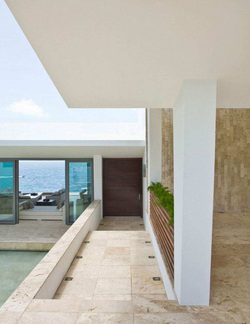 Villa Kishti by Frank Alfred Hamilton and Cecconi Simone Inc. in Anguilla Villa Kishti by Frank Alfred Hamilton and Cecconi Simone Inc. in Anguilla