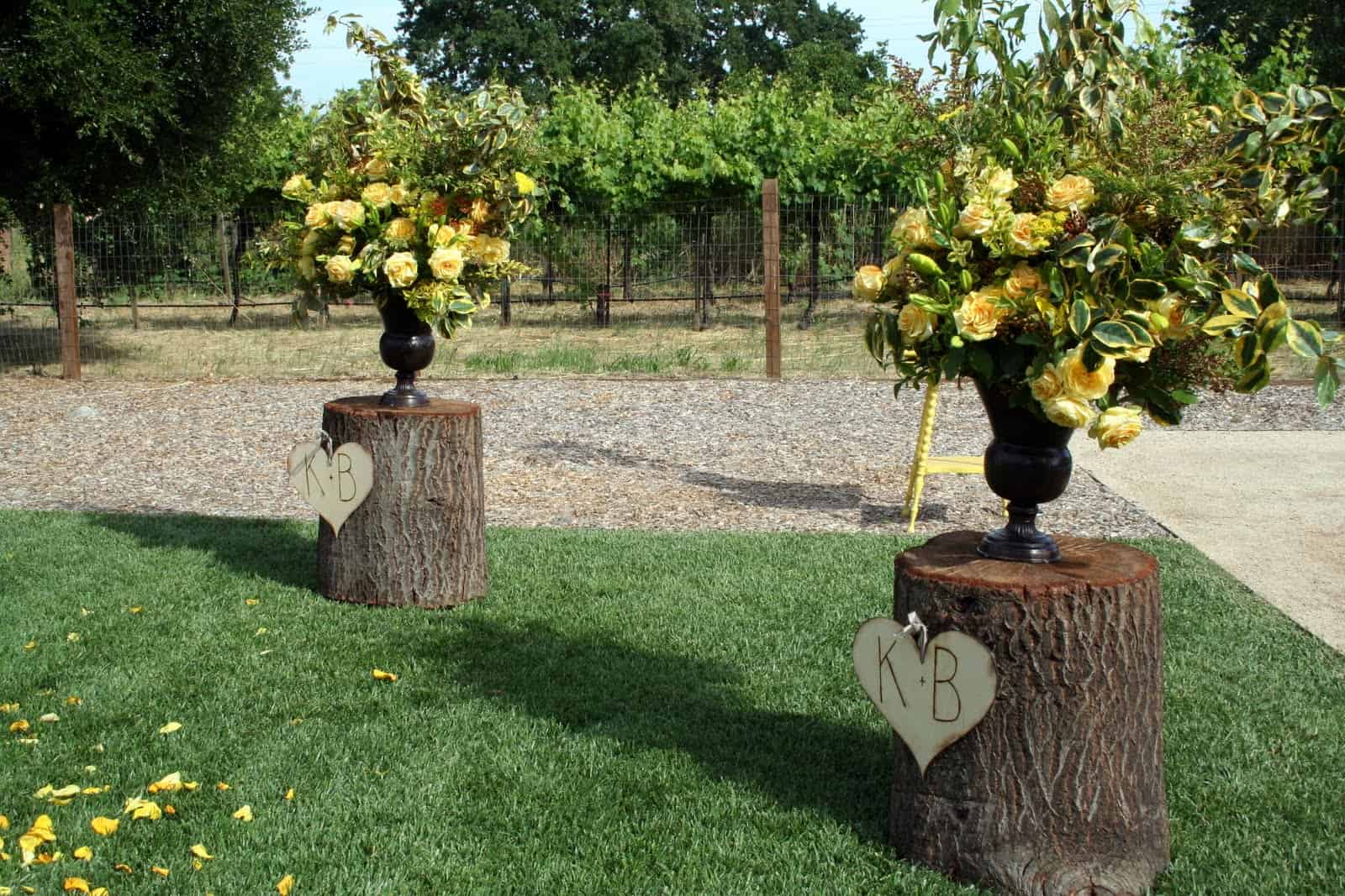 18 Outstanding Tree Stump Decorations To Add Rustic Touch In The Home 18 Outstanding Tree Stump Decorations To Add Rustic Touch In The Home