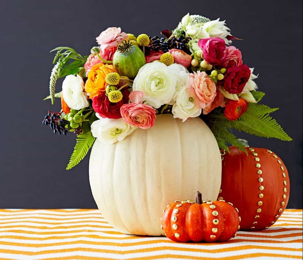 15 Totally Easy DIY Fall Flower Arrangements 15 Totally Easy DIY Fall Flower Arrangements