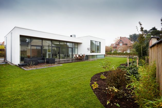 View of 16 Stunning Scandinavian Landscape Designs For Your Outdoor Spaces