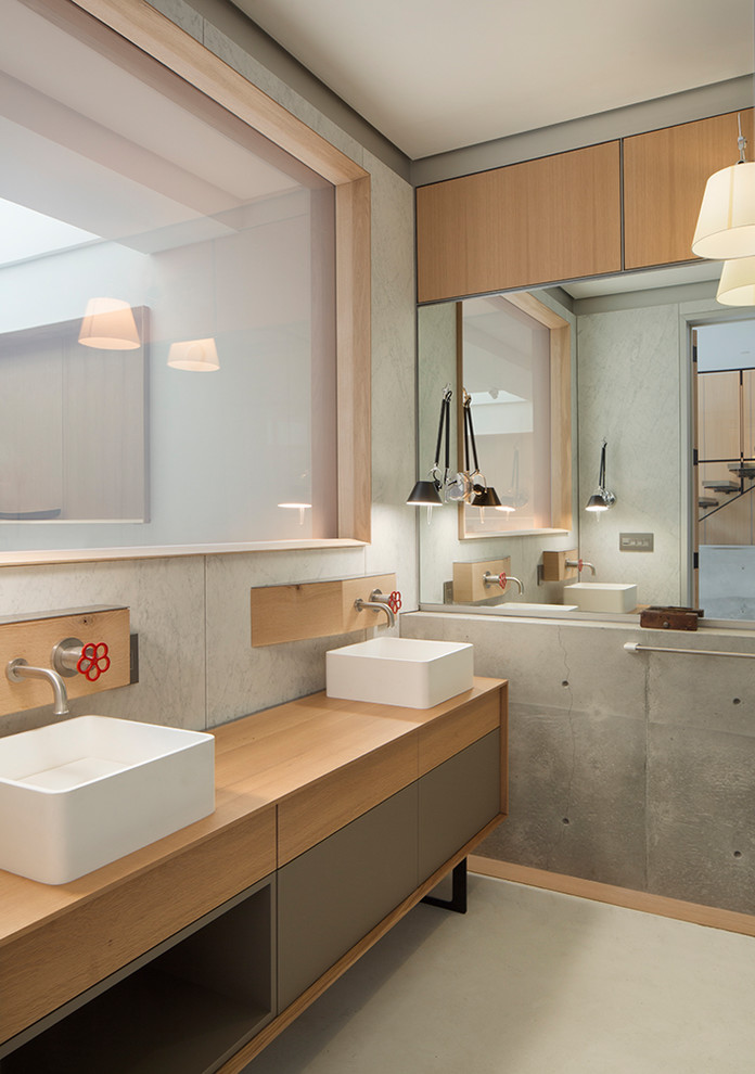 17 Stunning Industrial Bathroom Designs You'll Love