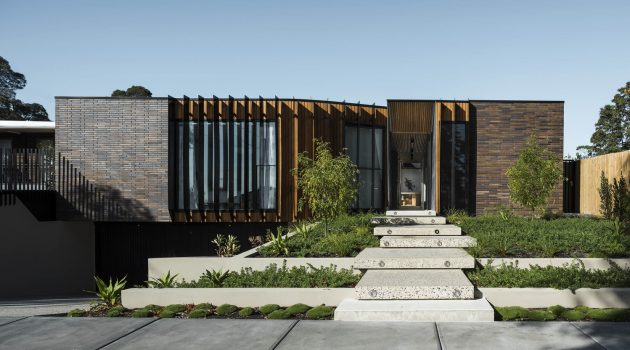 Courtyard House by FIGR Architecture & Design in Templestowe, Australia