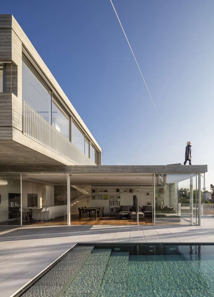 Dual House by Axelrod Architects + Pitsou Kedem Architects in Israel Dual House by Axelrod Architects + Pitsou Kedem Architects in Israel