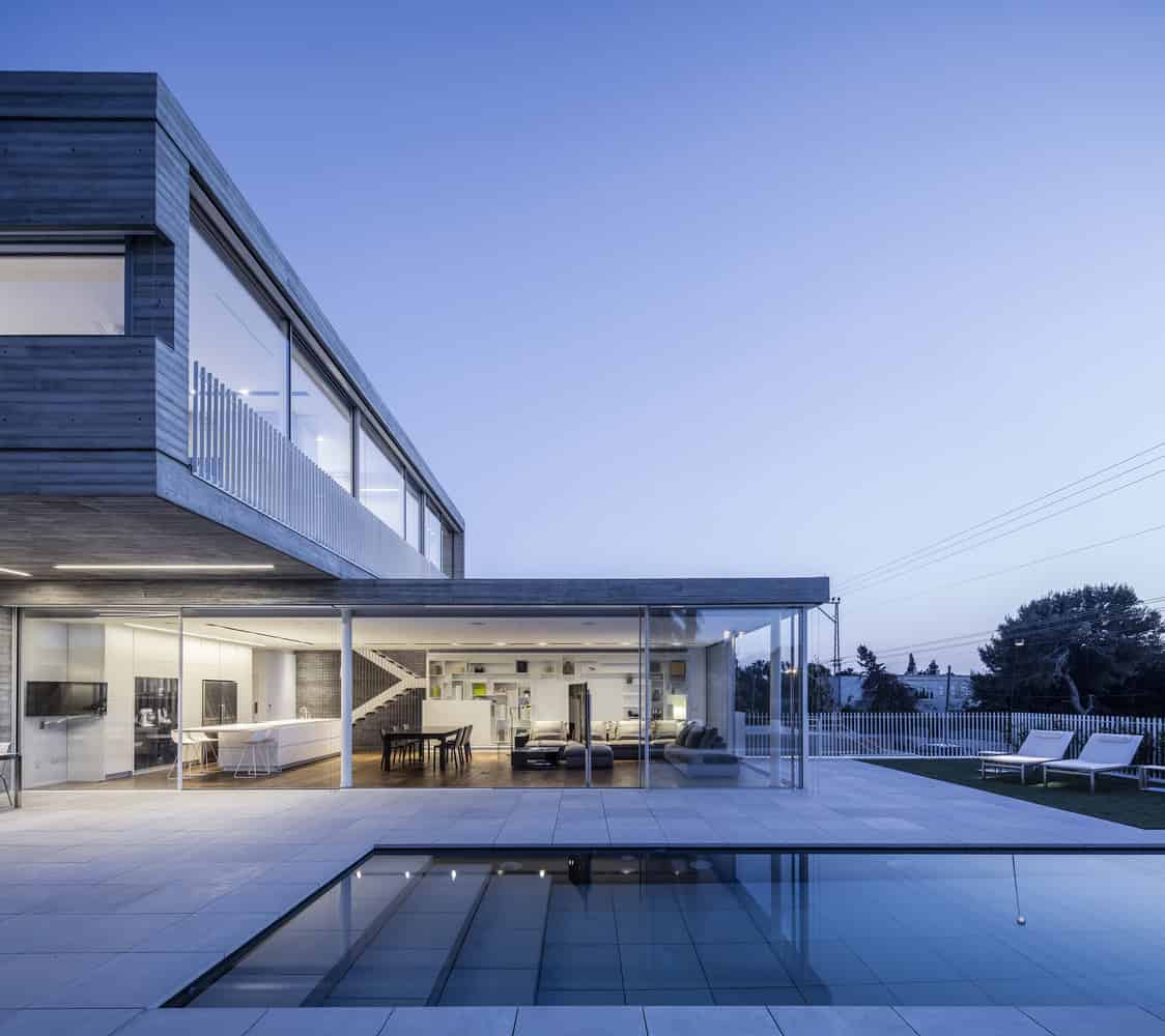 Dual House by Axelrod Architects + Pitsou Kedem Architects in Israel Dual House by Axelrod Architects + Pitsou Kedem Architects in Israel
