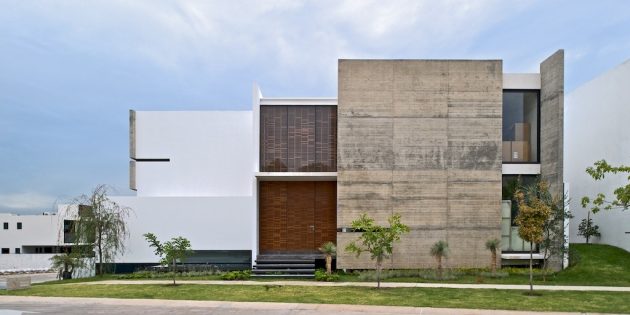 House X by Agraz Arquitectos in Zapopan, Mexico