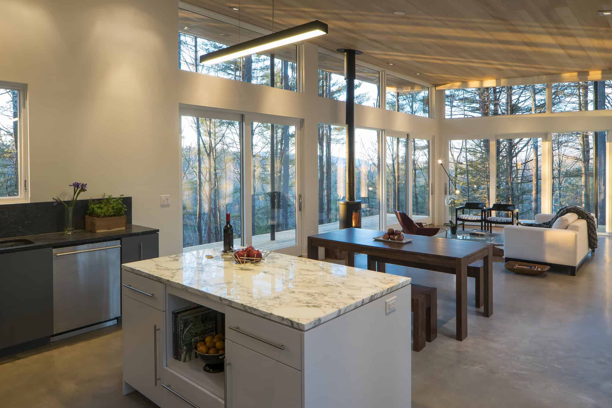 Lantern Ridge House by Studio MM in Kerhonkson, New York Lantern Ridge House by Studio MM in Kerhonkson, New York