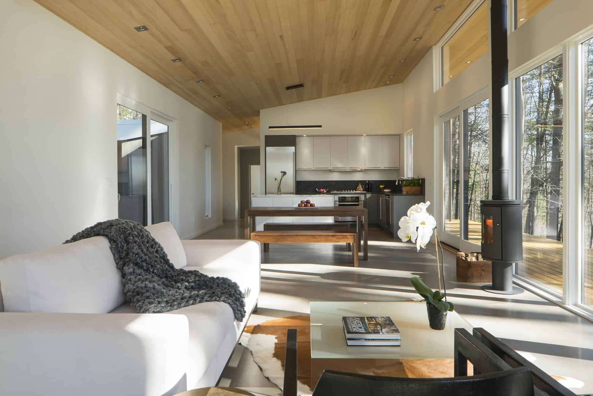 Lantern Ridge House by Studio MM in Kerhonkson, New York Lantern Ridge House by Studio MM in Kerhonkson, New York