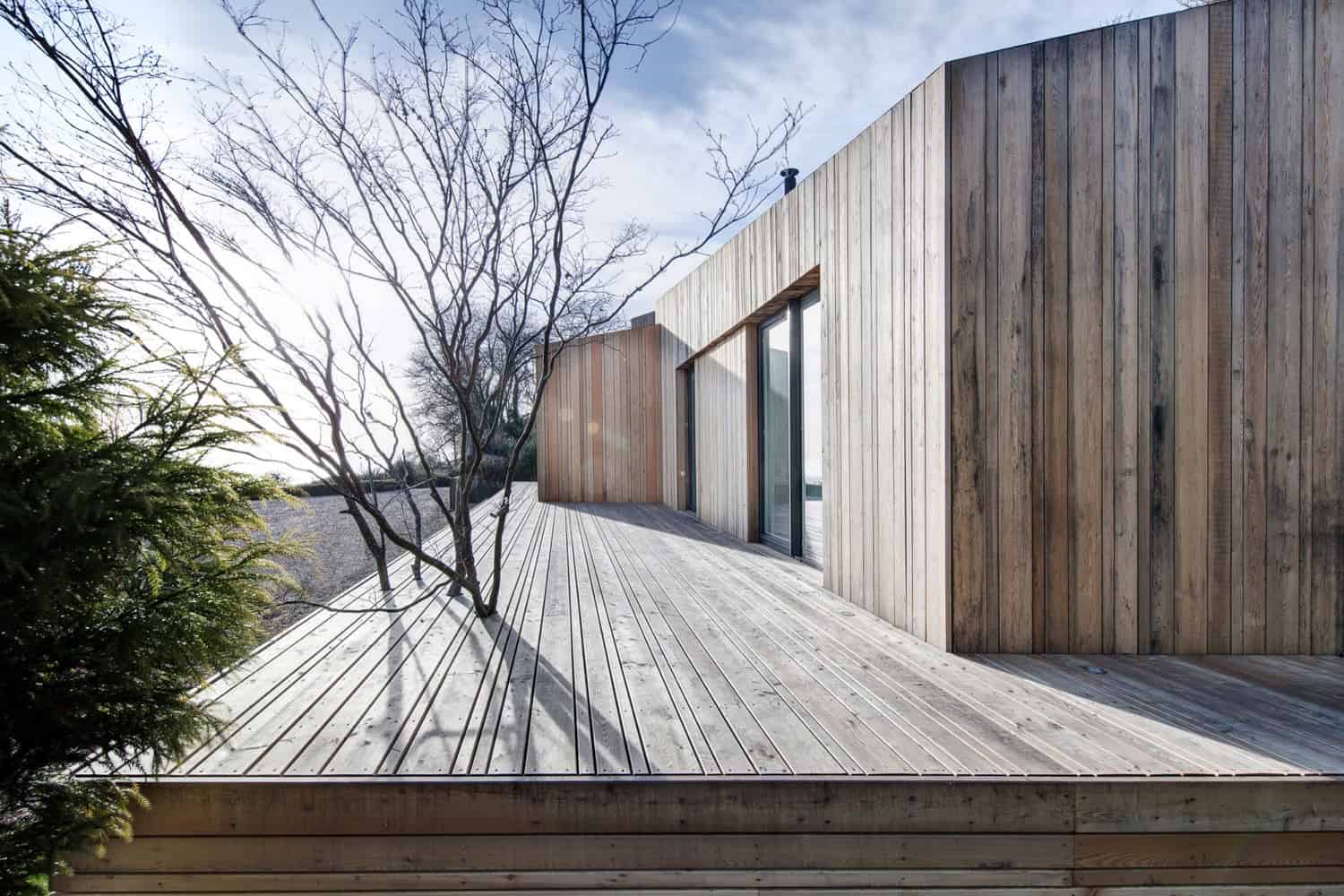 The Crow's Nest by AR Design Studio on England's South Coast The Crow's Nest by AR Design Studio on England's South Coast