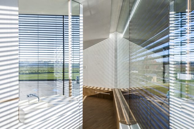 The Screen by DMOA Architects in Bierbeek, Belgium