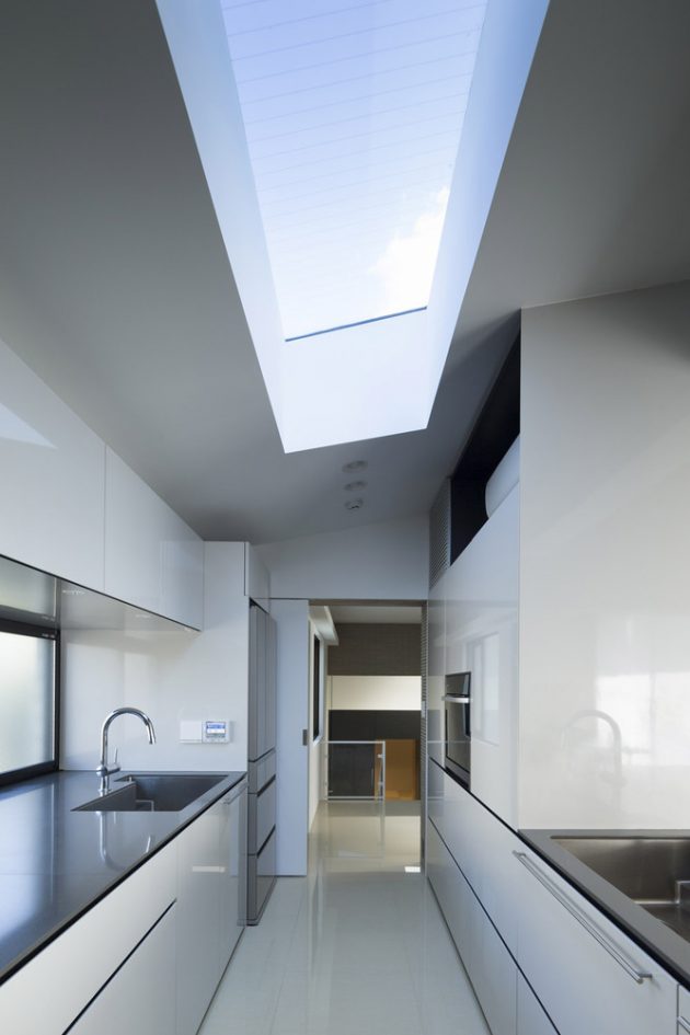 Trim by APOLLO Architects & Associates in Ota, Japan