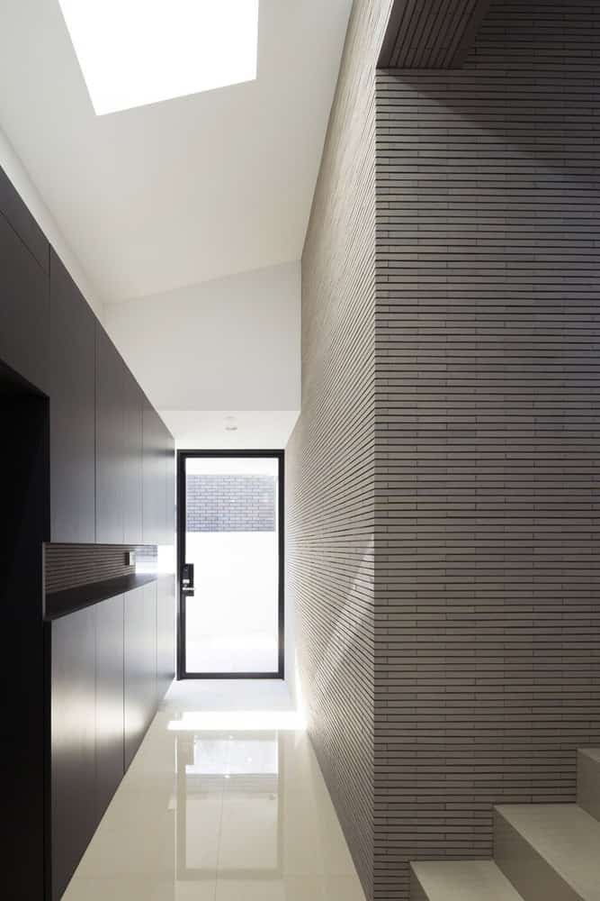 Trim by APOLLO Architects & Associates: A Subtle, Minimalist Renovation in Ota, Japan Trim by APOLLO Architects & Associates: A Subtle, Minimalist Renovation in Ota, Japan