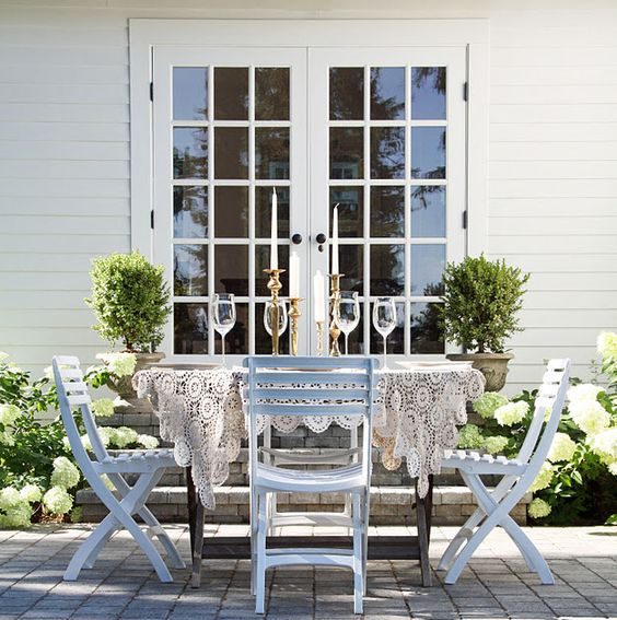 15 Captivating Ideas For Decorating Your Outdoors In Shabby Chic Style