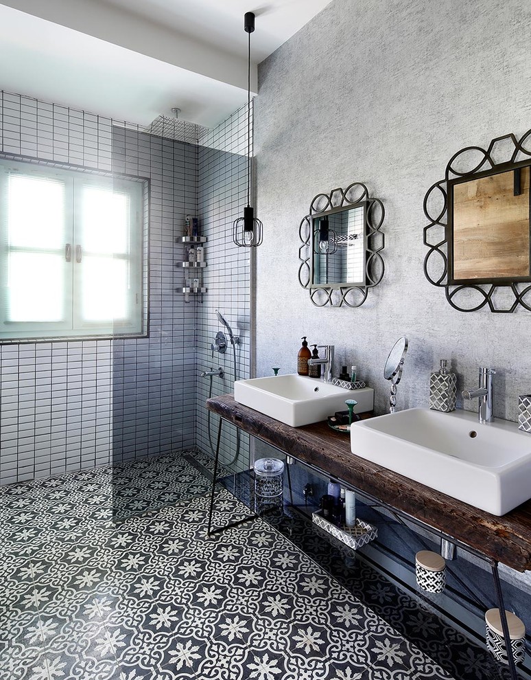 20 Great Mediterranean Bathroom Designs That Will Captivate You With Their Elegance