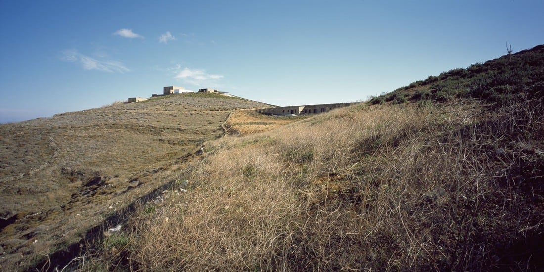 Aloni House by decaARCHITECTURE on The Antiparos Island in Greece Aloni House by decaARCHITECTURE on The Antiparos Island in Greece