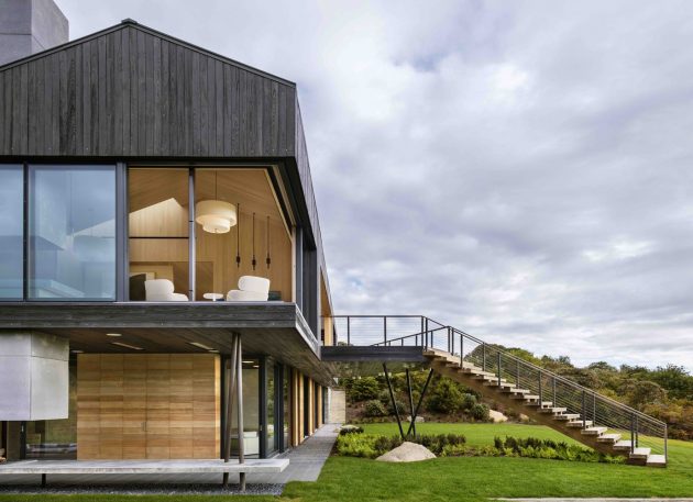 Chilmark House by Gray Organschi Architecture + Aaron Schiller in Massachusetts