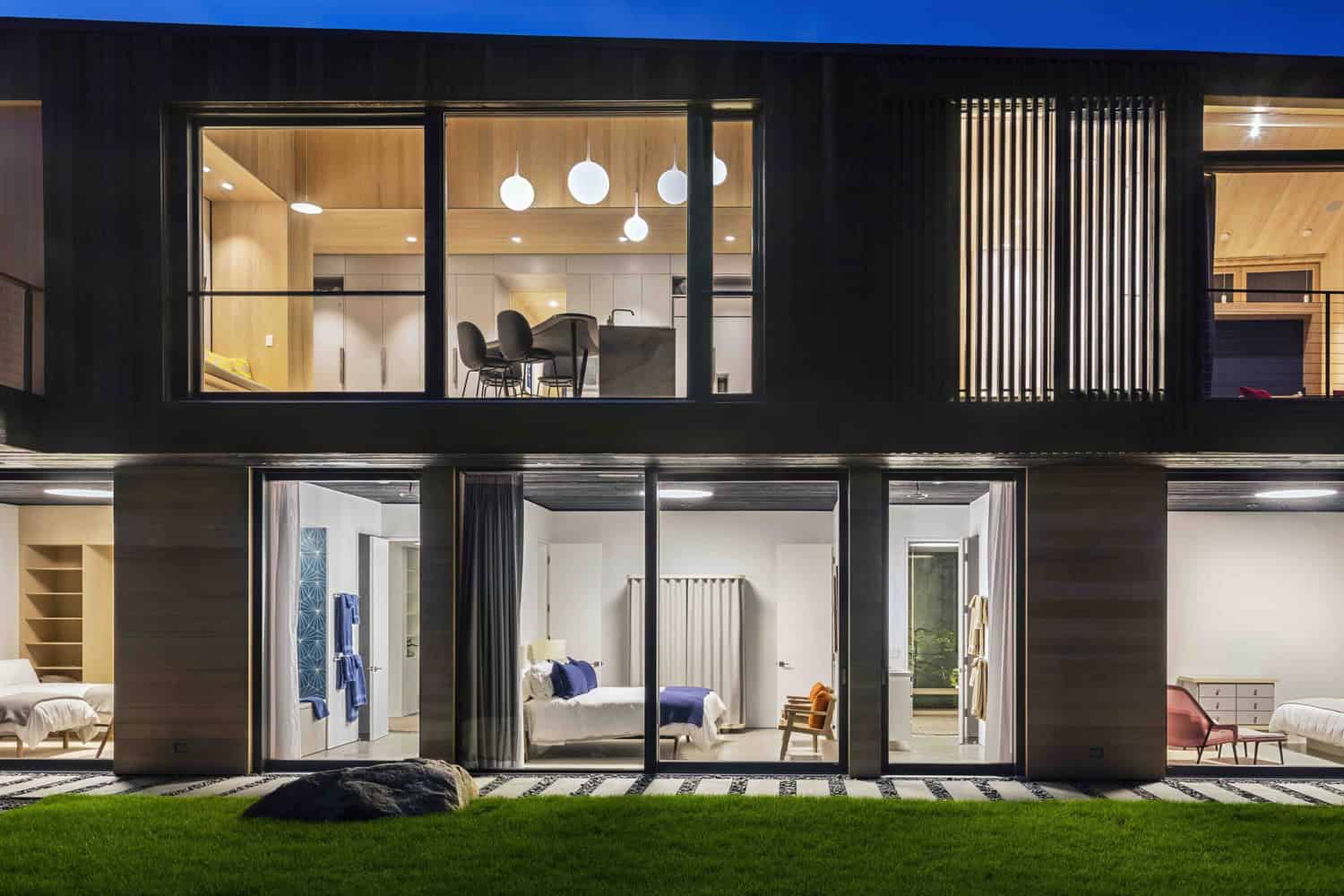 Chilmark House by Gray Organschi Architecture + Aaron Schiller in Massachusetts