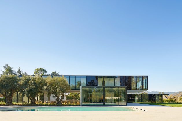OZ House by Stanley Saitowitz in Atherton, California