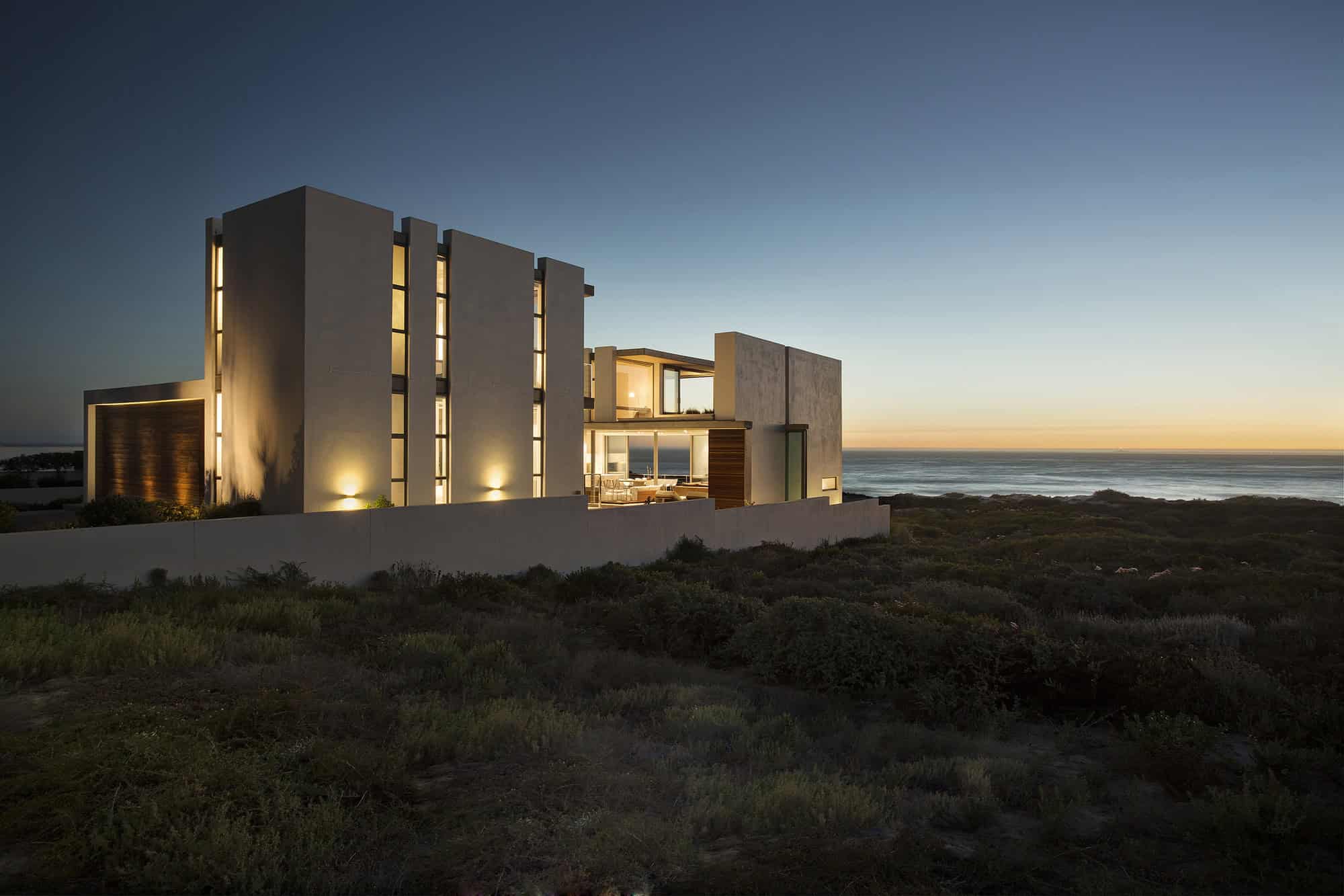 Pearl Bay Residence by Gavin Maddock Design Studio in South Africa Pearl Bay Residence by Gavin Maddock Design Studio in South Africa