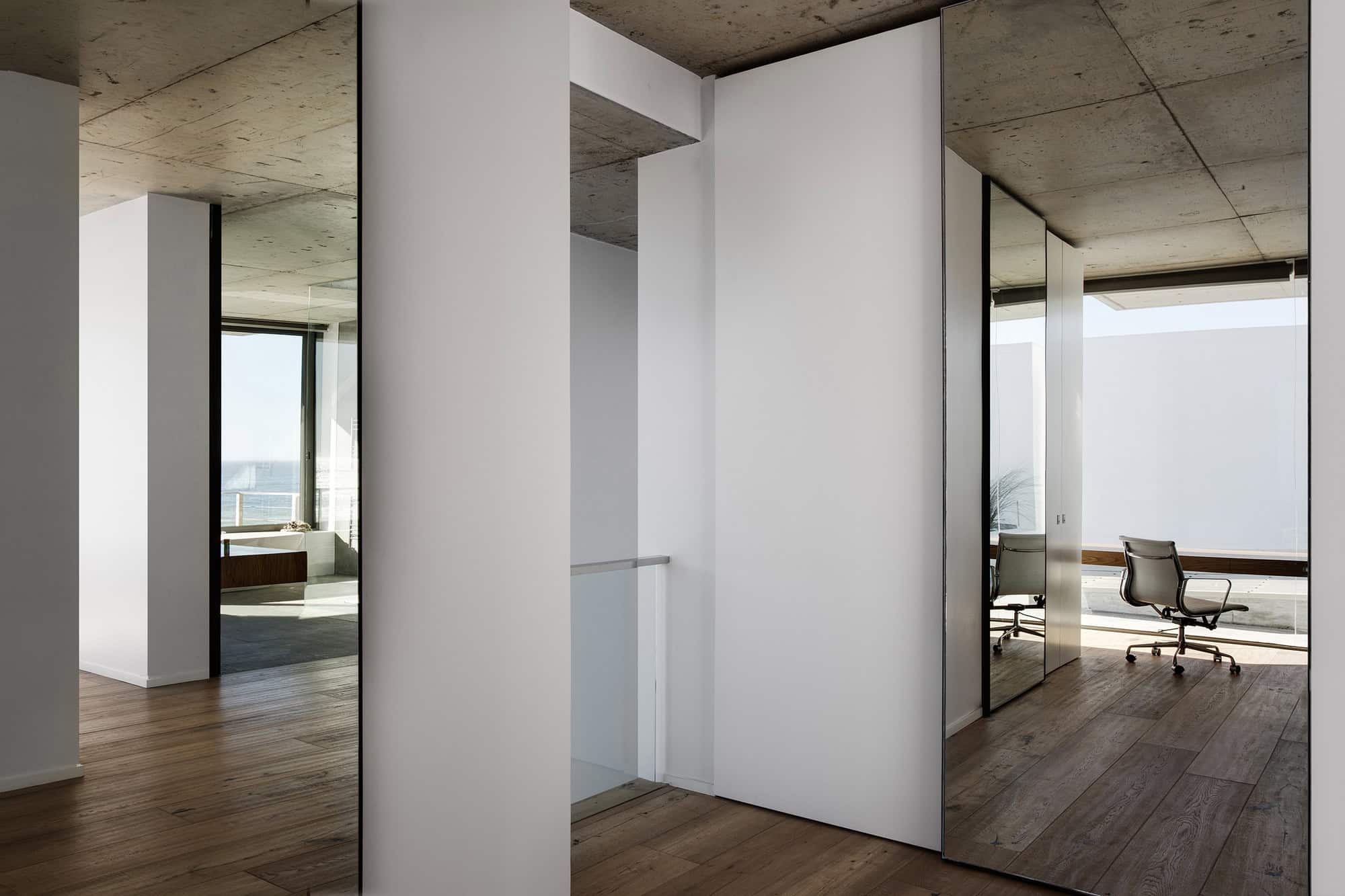 Pearl Bay Residence by Gavin Maddock Design Studio in South Africa Pearl Bay Residence by Gavin Maddock Design Studio in South Africa