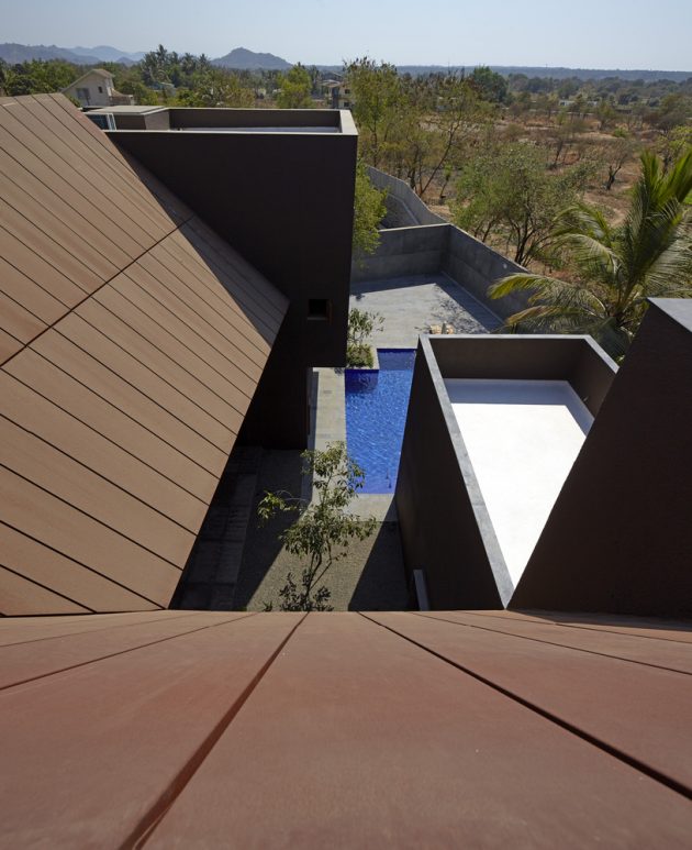 Shadow House by Samira Rathod Design Associates in Mumbai, India
