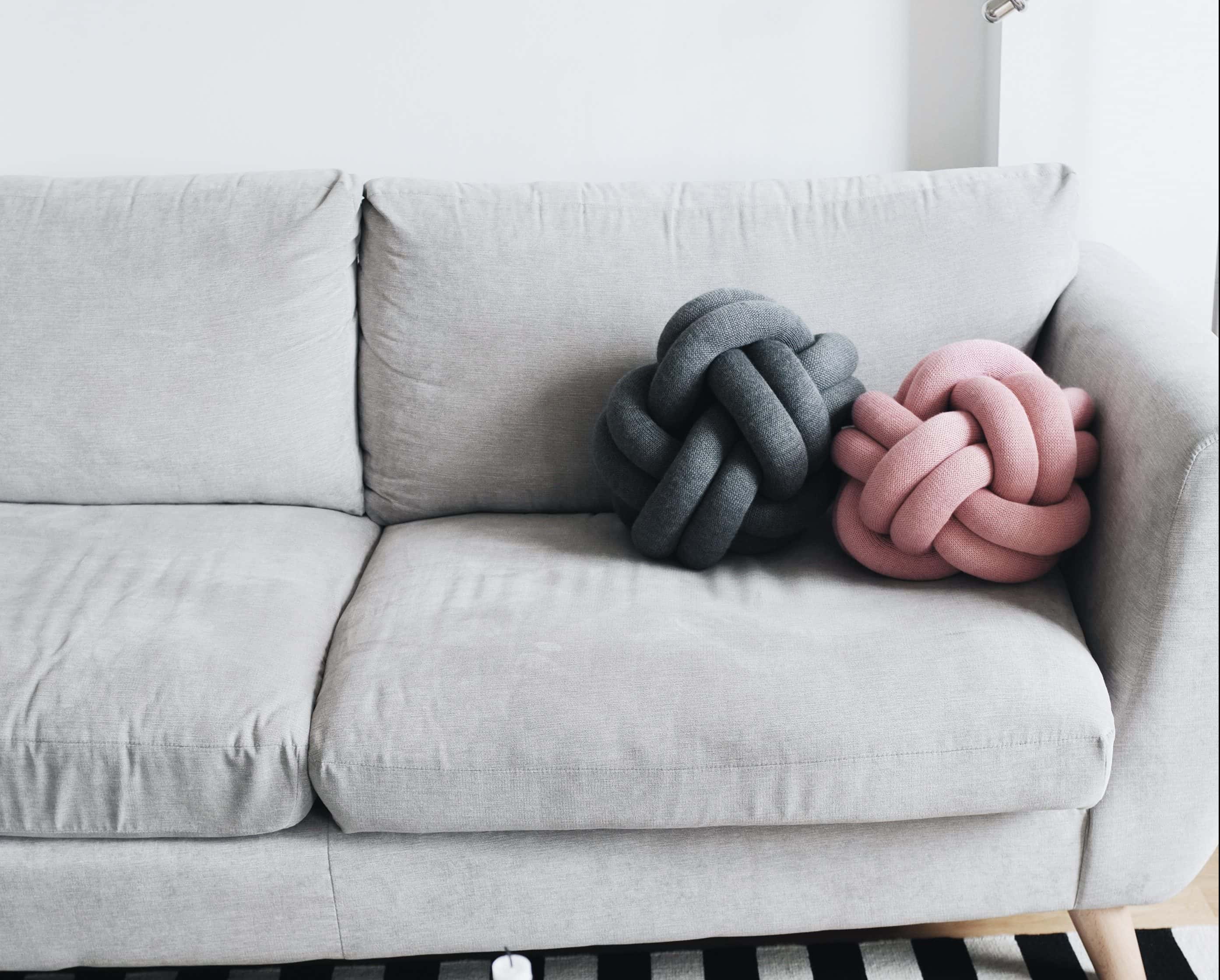 Extraordinary DIY Knot Pillows To Give New Appearance To Your Home Extraordinary DIY Knot Pillows To Give New Appearance To Your Home