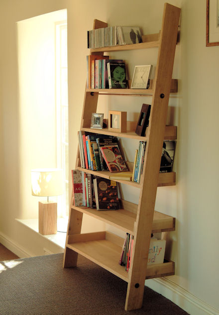 15 Outstanding Bookshelf Designs Made Of Repurposed Ladders